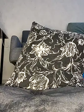 Adelina0001 live sex cam