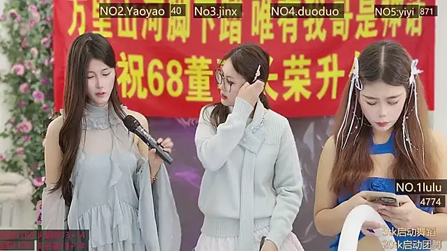 DogdogSM live sex cam