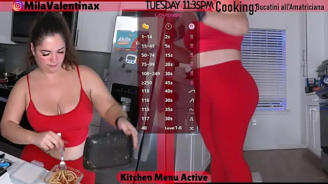 MilaValentina live sex cam