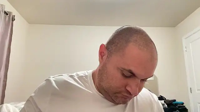 SluggishChase99 live sex cam