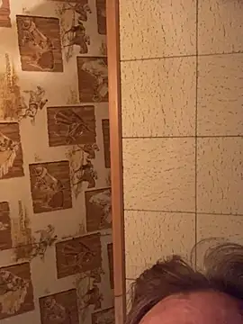 Tonybaloney1972 live sex cam