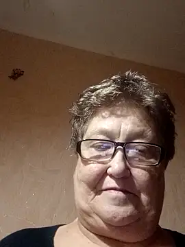 Katherine735 live sex cam