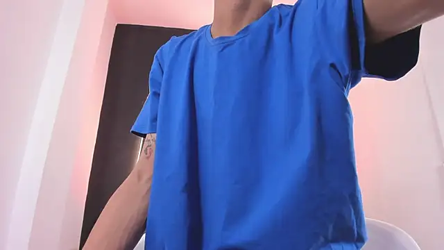 EthaanCox live sex cam