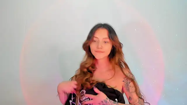 annie_mora's Stripchat show and profile