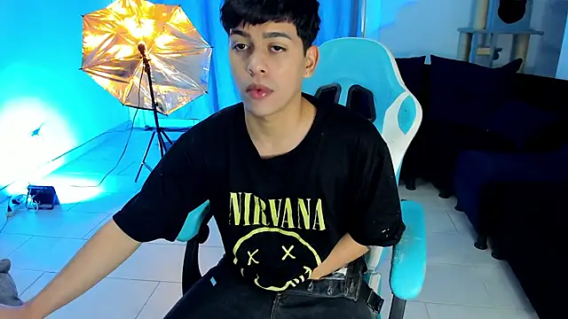 Franco_Rizzo_'s Stripchat show and profile