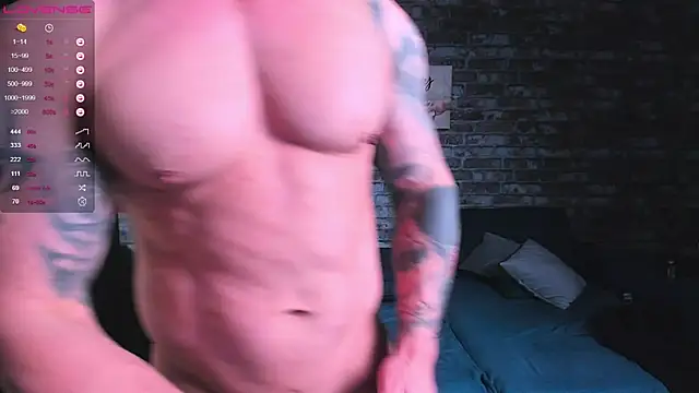 mark_normal's Stripchat show and profile