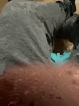 GeilerBull live sex cam