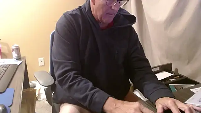 olderandwiser2 live sex cam