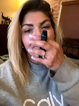 LittleMissEeve live sex cam