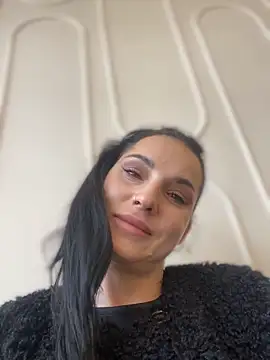 Roxana-Sexy live sex cam