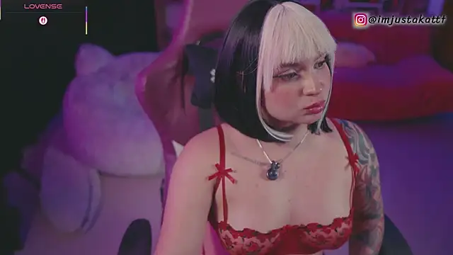 sensualkattt live sex cam