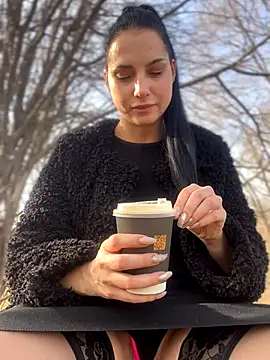 Roxana-Sexy live sex cam