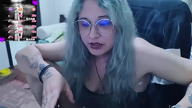 ElfGrey's Stripchat show and profile