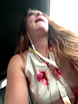 AndreaMood live sex cam