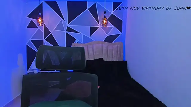 Juan_Nd_Steven's Stripchat show and profile