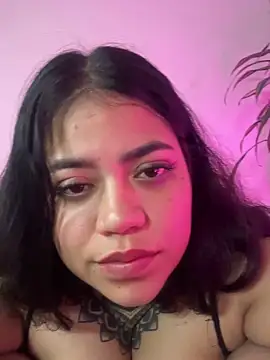 aliensexy live sex cam