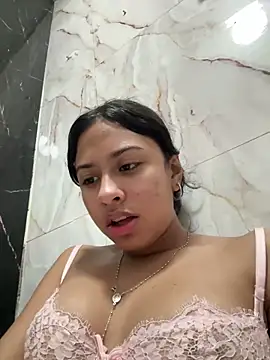 lynn9000 live sex cam
