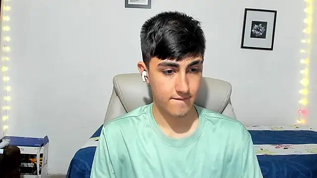 babymaik live sex cam