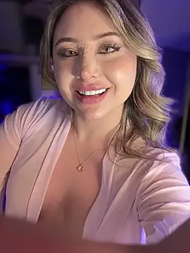 SaraFerreira live sex cam