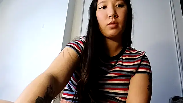 Japabaixinha live sex cam
