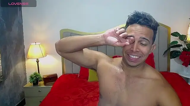 randy_paterman_'s Stripchat show and profile