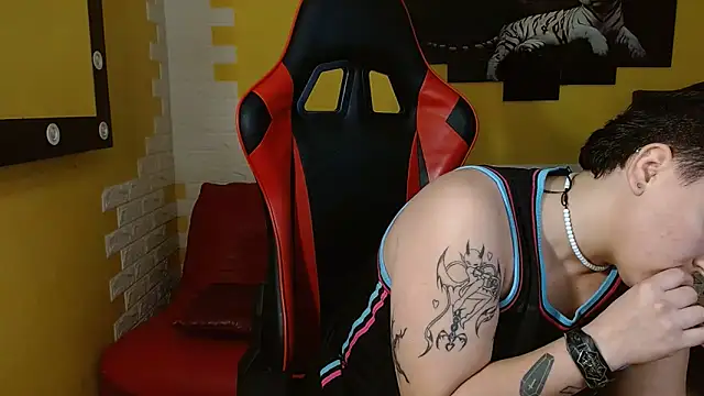 isabeautyx19's Stripchat show and profile