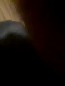 mikeylong's Stripchat show and profile