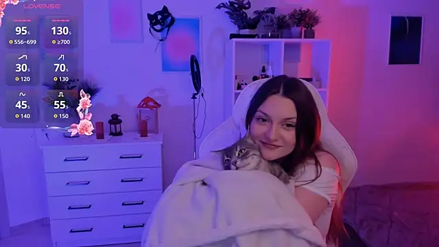 MiaVixxen's Stripchat show and profile