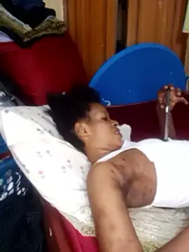 sexpetite live sex cam