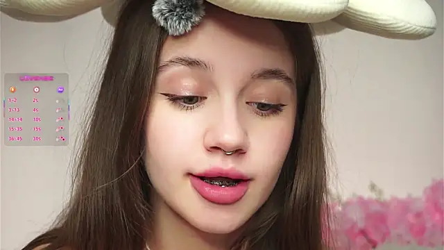 AmiLewis live sex cam