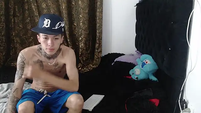 Kitty_and_jake live sex cam
