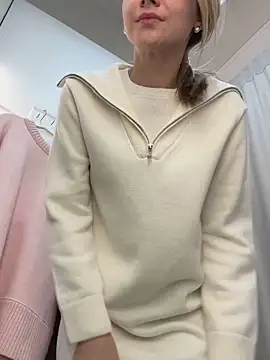 ValenciaShock live sex cam