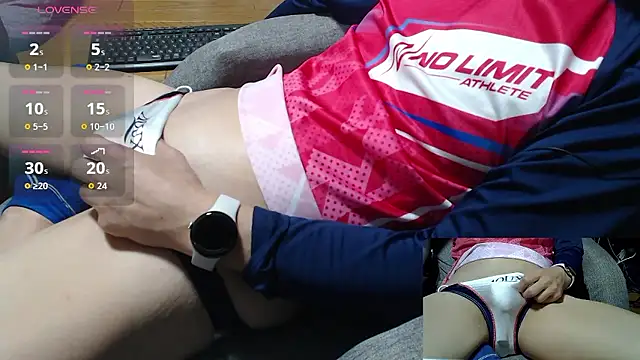 Yasu2000 live sex cam