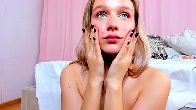 MeowthLilu live sex cam