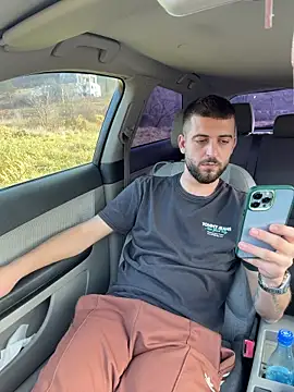 Pablo_Hornyguy95 live sex cam