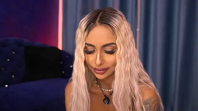 GoldenAmber live sex cam