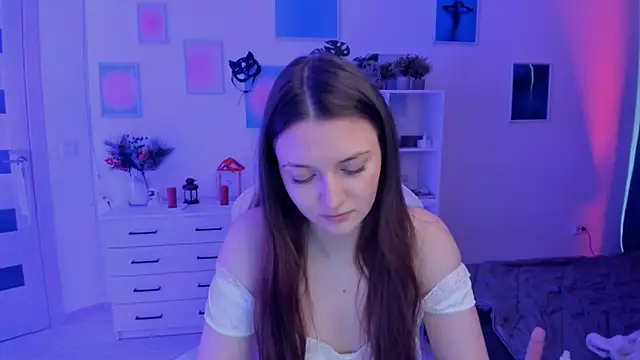 MiaVixxen's Stripchat show and profile