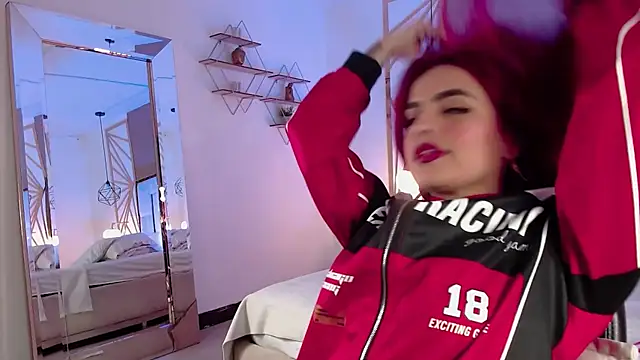 valeriee_millerr_'s Stripchat show and profile