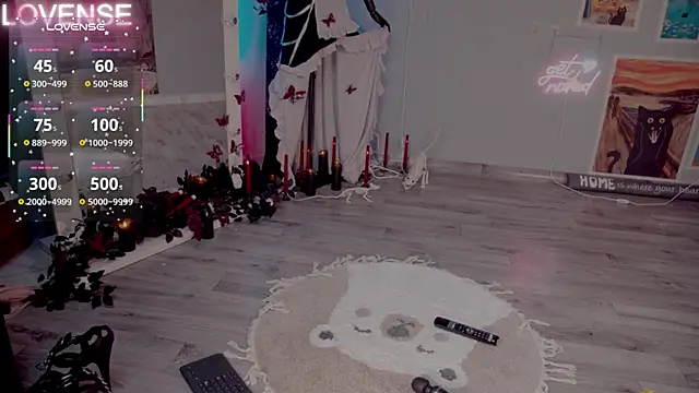 Careful_i_bite's Stripchat show and profile