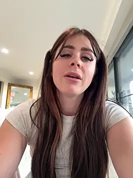 aus_queen live sex cam