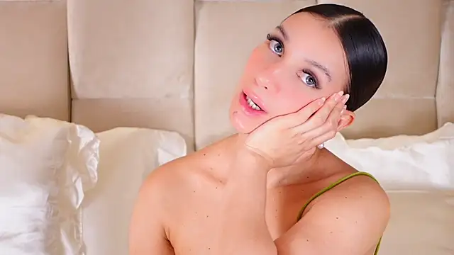 KiraKayleigh1 live sex cam