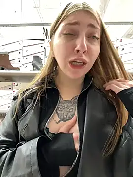 Sunny___Bunny live sex cam