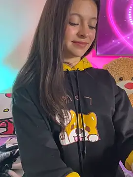 LucyEvans_ live sex cam