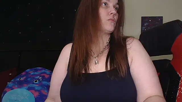 ToxicLilly live sex cam