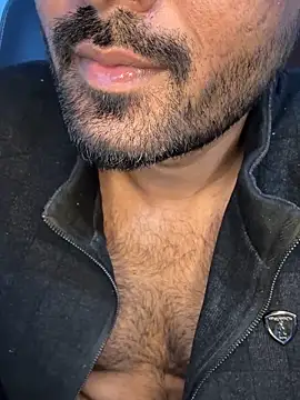 MeekBatgirl live sex cam