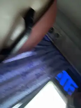 May-Squirt live sex cam