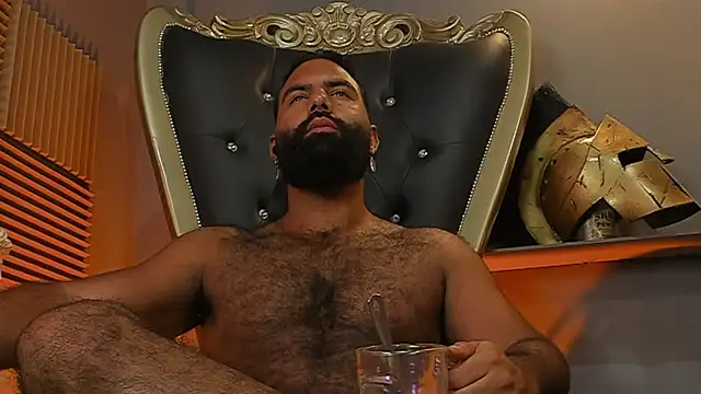 BeardAndrew live sex cam