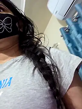 Suvosri live sex cam