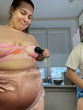 SuzieMurray live sex cam
