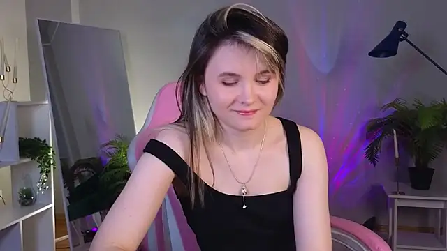 CiriRianonn live sex cam